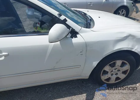 2008 Hyundai Sonata Gls from USA, damaged, VIN 5NPET46C18H390871